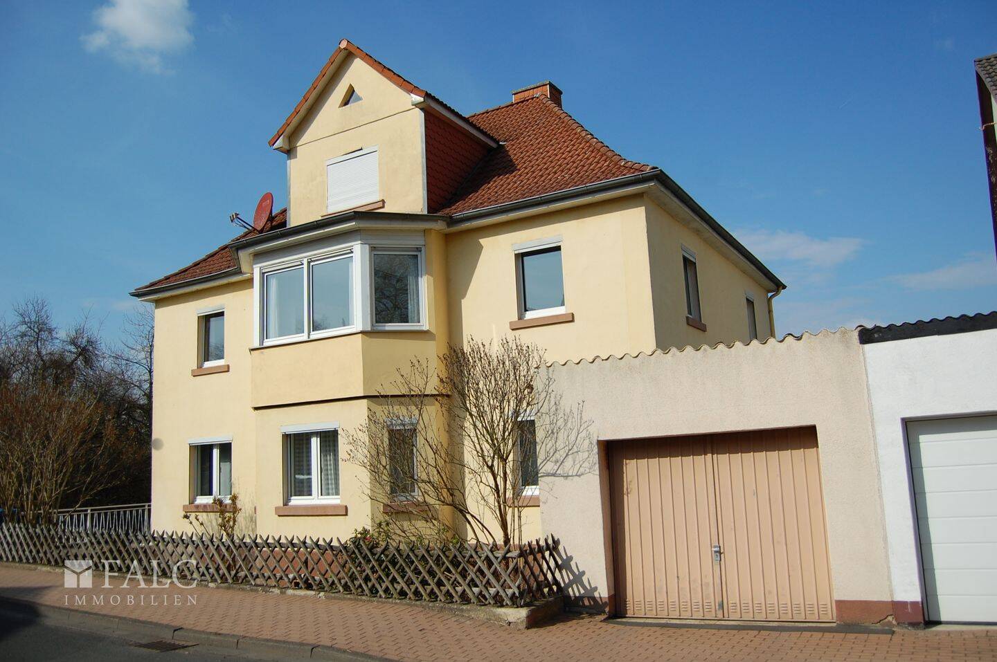 Mehrfamilienhaus zum Kauf - Ansicht 2