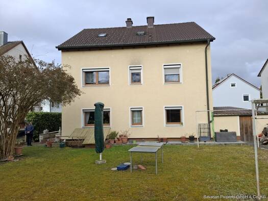 Mehrfamilienhaus zum Kauf 519.000 € 8 Zimmer 190 m² 571 m² Grundstück Straubing Straubing 94315