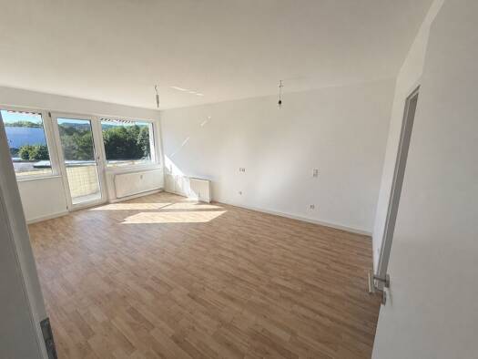 Wohnung zur Miete 600 € 3 Zimmer 71 m² frei ab sofort Schwelm 58332