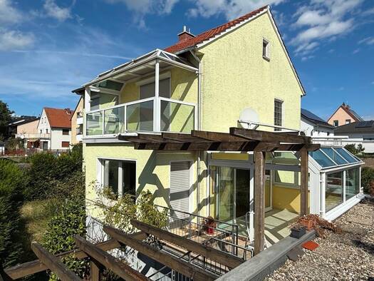 Einfamilienhaus zum Kauf 499.000 € 4 Zimmer 120 m² 323 m² Grundstück frei ab sofort Hofheim Hofheim am Taunus 65719