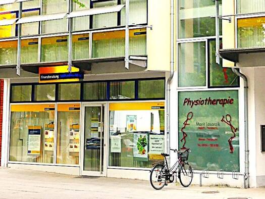Büro zur Miete provisionsfrei 2.300 € 5 Zimmer 133 m² Bürofläche Bahnhofstraße 40 Buxtehude Buxtehude 21614