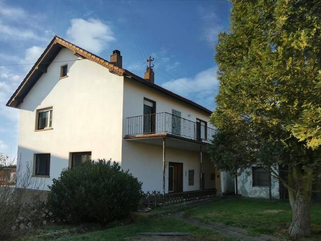 Einfamilienhaus zum Kauf 245.000 € 8 Zimmer 141,8 m² 590 m² Grundstück frei ab sofort Katzenbach Hütschenhausen 66882