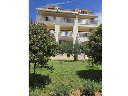 Haus zum Kauf 1.350.000 € 37 Zimmer 600 m² Pakostane