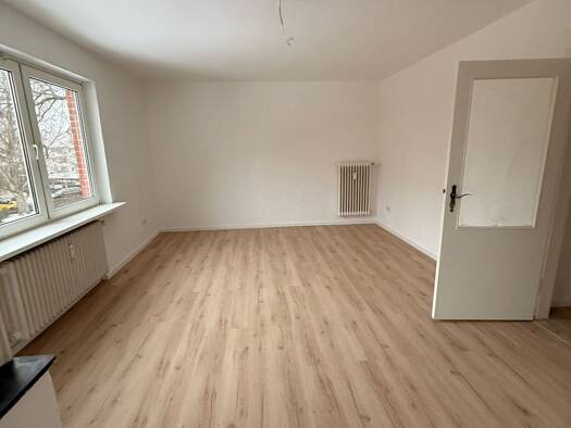 Wohnung zur Miete 700 € 2 Zimmer 65 m² Geschoss 2/3 frei ab sofort Hohes Liet 6 St. Gertrud Lübeck 23566