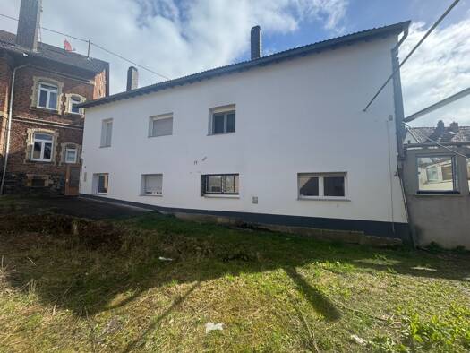 Mehrfamilienhaus zum Kauf 795.000 € 18 Zimmer 631 m² 1.000 m² Grundstück Stockheim Glauburg 63695