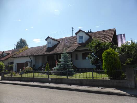 Mehrfamilienhaus zum Kauf 585.000 € 8 Zimmer 216 m² 838 m² Grundstück Aislingen 89344