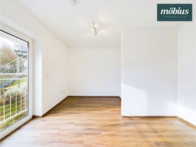 Wohnung zur Miete 1.250 € 4 Zimmer 149 m² Künzell Künzell 36093