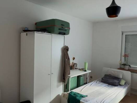 WG-Zimmer zur Miete 337 € 16 m² Geschoss 3/5 frei ab sofort Steinbühl Nürnberg 90443