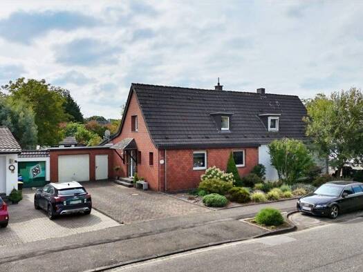 Doppelhaushälfte zum Kauf 319.000 € 4 Zimmer 111 m² 810 m² Grundstück frei ab 15.06.2026 Neuwerk Mönchengladbach 41066