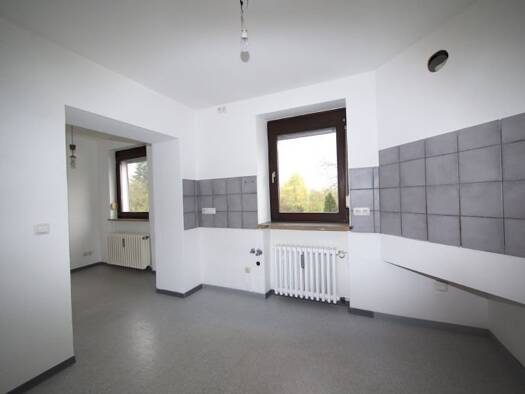 Wohnung zur Miete 690 € 3 Zimmer 75 m² Geschoss -1/3 frei ab sofort Pfalzel Trier 54293