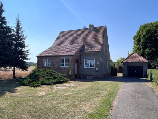Einfamilienhaus zum Kauf 149.000 € 5 Zimmer 137 m² 2.473 m² Grundstück frei ab sofort Schlieben Schlieben 04936