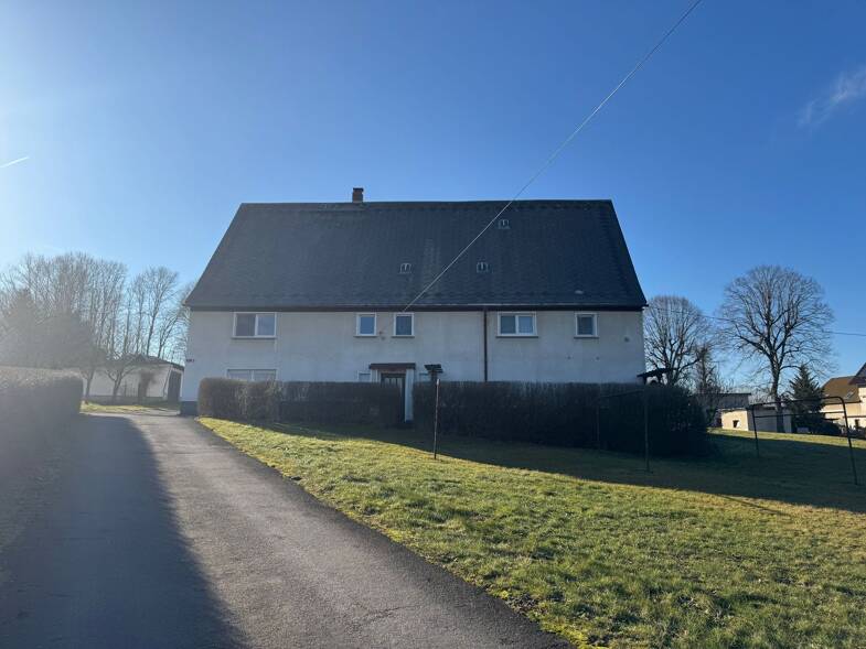 Haus zum Kauf als Kapitalanlage geeignet 220.000 € 400 m² 4.000 m² Grundstück Leubersdorfer Straße 3 Kleinhartmannsdorf Eppendorf 09575