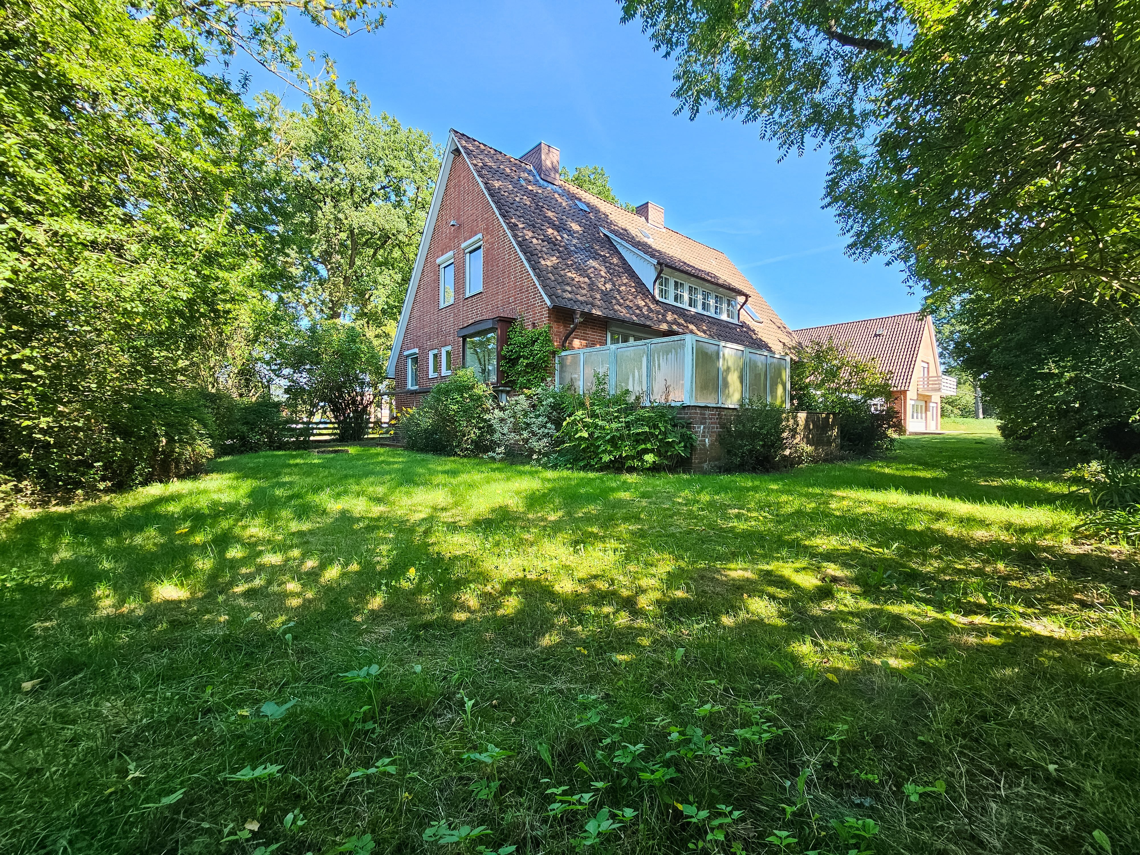 Mehrfamilienhaus zum Kauf 480.000 € 12 Zimmer 320 m²<br/>Wohnfläche 1.635 m²<br/>Grundstück Scharnebeck Scharnebeck 21379