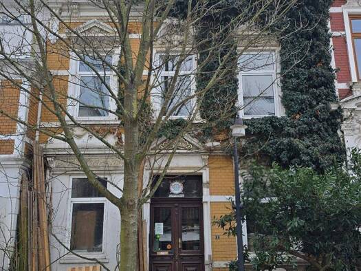 Stadthaus zum Kauf 6 Zimmer 144 m² 185 m² Grundstück frei ab 01.05.2026 Steintor Bremen 28203