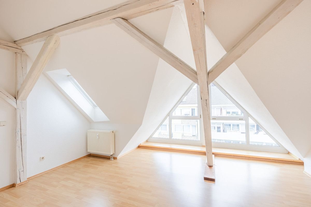 Maisonette zum Kauf 269.000 € 5,5 Zimmer 111 m² 2. Geschoss Waldeck - Schule 31 Singen 78224