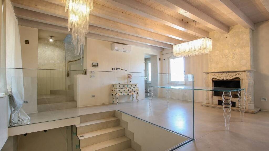 Rustico zum Kauf 400.000 € 4,5 Zimmer 190 m² frei ab sofort Pescantina 37026