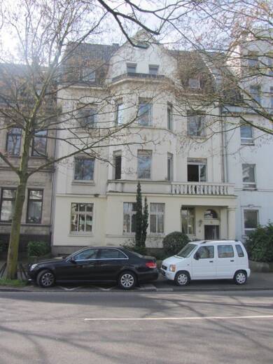 Wohnung zur Miete 800 € 3 Zimmer 115 m² Geschoss 2/4 frei ab sofort Dreikönigenviertel Neuss 41464