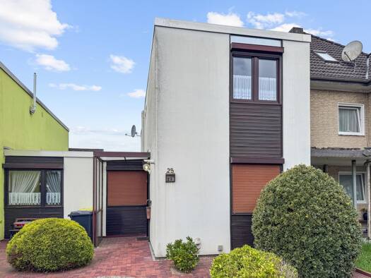 Reihenmittelhaus zum Kauf 289.000 € 4 Zimmer 123 m² 286 m² Grundstück frei ab sofort Stuhr 28816