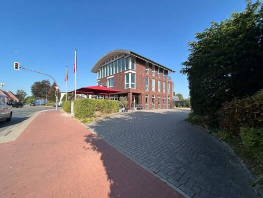 Büro-/Praxisfläche zum Kauf 699.000 € 305 m² Bürofläche Innenstadt Aurich 26603