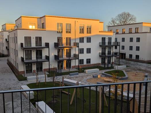 Wohnung zur Miete 1.350 € 3 Zimmer 89 m² Geschoss 2/3 frei ab 15.02.2026 Locher Straße Wald Solingen 42719