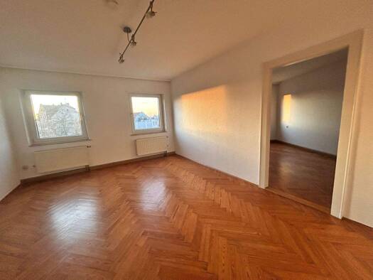 Wohnung zur Miete 680 € 2 Zimmer 55,9 m² 4. Geschoss frei ab sofort Gibitzenhof Nürnberg 90443