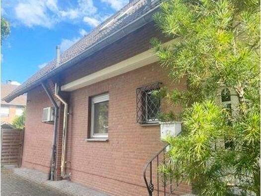 Doppelhaushälfte zum Kauf 428.000 € 5 Zimmer 178 m² 682 m² Grundstück Glehn Korschenbroich 41352