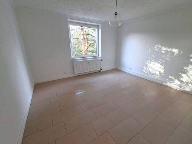 Studio zur Miete 550 € 1 Zimmer 39 m² 2. Geschoss frei ab sofort Hubertusstraße 156 Stadtmitte Krefeld 47798