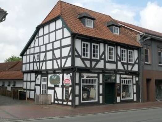 Stadthaus zum Kauf 179.000 € 5 Zimmer 190 m² 190 m² Grundstück frei ab sofort Lange Straße 7 Barnstorf 49406