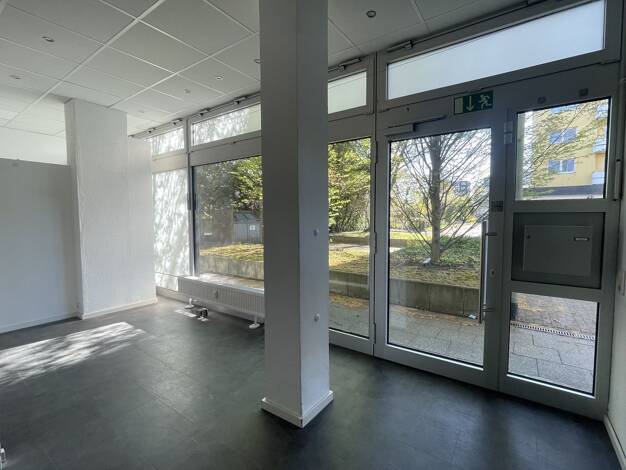 Laden zum Kauf 2.000 € Überruhr-Holthausen Stadtbezirk VIII 45277
