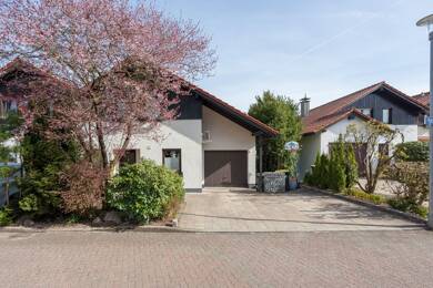 Haus zum Kauf 279.900 € 5 Zimmer 127 m² 305 m² Grundstück frei ab sofort Nietenberger Weg 22 Oeneking / Stüttinghausen Lüdenscheid 58515