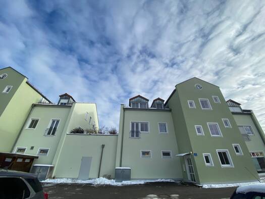 Wohnung zur Miete 921 € 4 Zimmer 108,4 m² Zum Pilgram 1 Velburg 92355