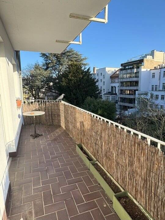 Property thumbnail 9