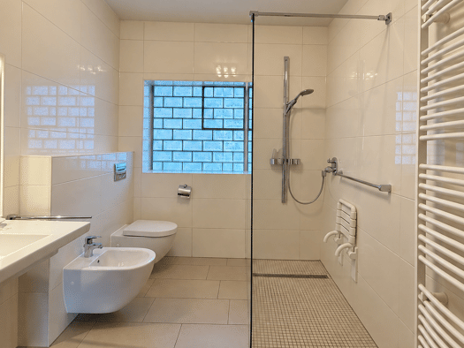 Doppelhaushälfte zum Kauf 349.000 € 5 Zimmer 190 m² 500 m² Grundstück frei ab sofort Schwenninger Straße 3 Friedrichsthal Friedrichsthal 66299