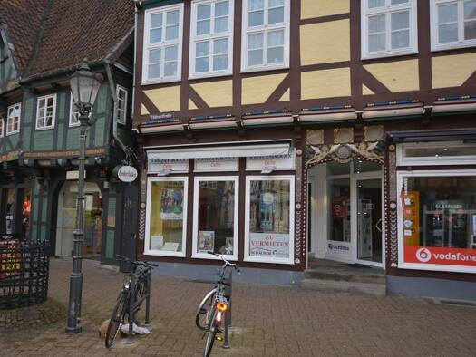 Laden zur Miete 1.990 € 135 m² Verkaufsfläche Altstadt Celle 29221