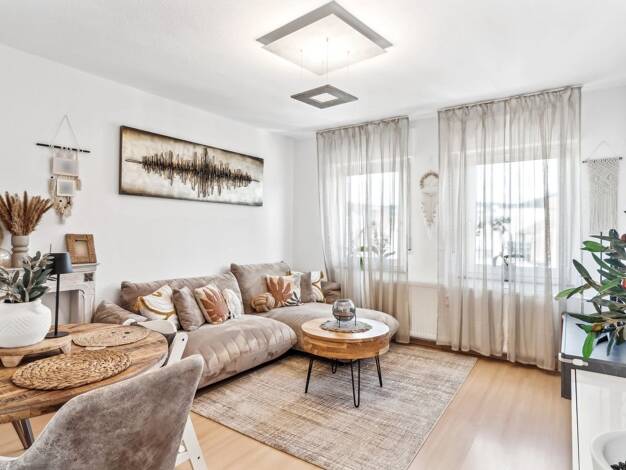 Wohnung zum Kauf 265.000 € 3 Zimmer 70,3 m² 3. Geschoss Lorsbacher Str. 1 Hofheim Hofheim 65719