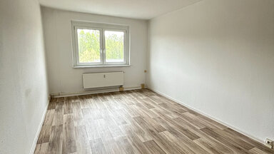 Wohnung zur Miete 365 € 2 Zimmer 55,3 m² 3. Geschoss An der Holzecke 15 Grimma Grimma 04668