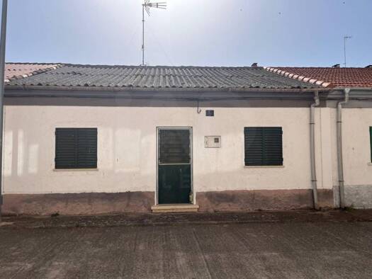 Villa zum Kauf 48.000 € 4 Zimmer 88 m² 103 m² Grundstück Ciudad Rodrigo 37500