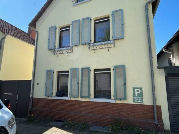 Einfamilienhaus zum Kauf 730.000 € 10 Zimmer 300 m² 863 m² Grundstück frei ab sofort Bad Nauheim 61231