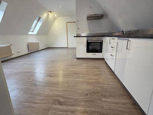 Wohnung zur Miete 590 € 1 Zimmer 45 m² Geschoss 3/4 frei ab sofort Utta-Eberstein-Straße 11 Ergenzingen Rottenburg am Neckar 72108