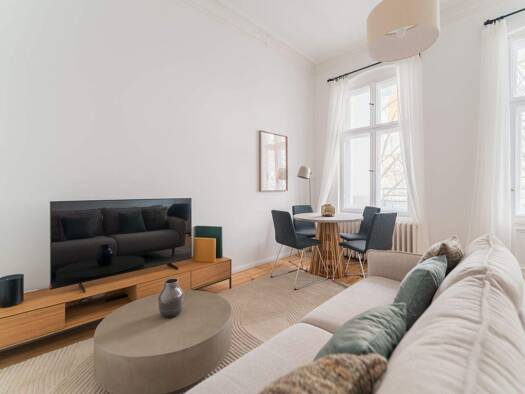Wohnung zur Miete 1.215 € 2 Zimmer 43 m² 4. Geschoss Rankestraße 25 Charlottenburg Berlin 10789