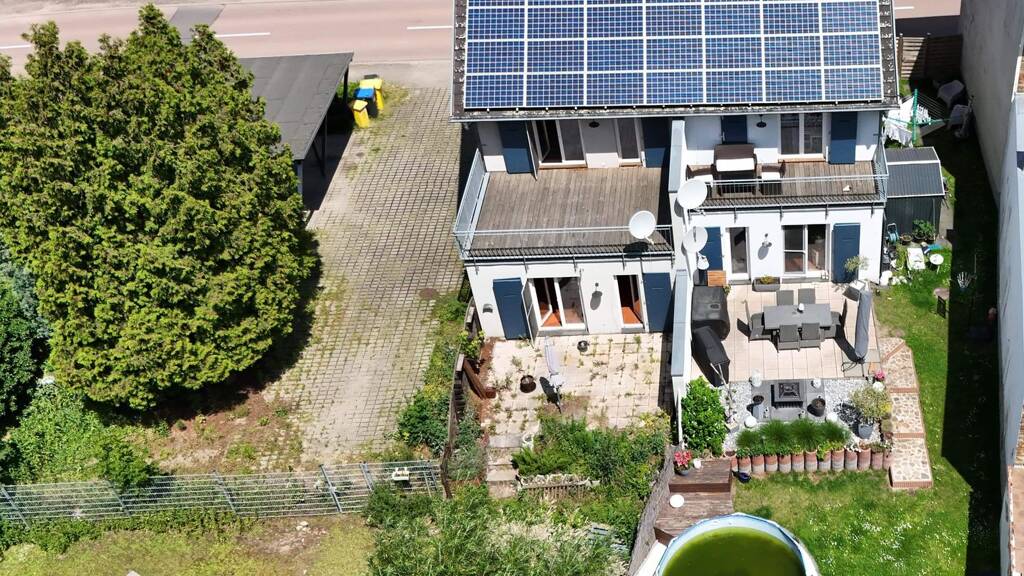 Mehrfamilienhaus zum Kauf 355.000 € 8 Zimmer 244 m² 1.578 m² Grundstück frei ab sofort Oppin Landsberg 06188