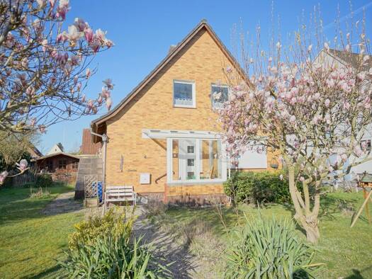 Einfamilienhaus zum Kauf 220.000 € 4 Zimmer 112 m² 594 m² Grundstück Wulsdorf Wulsdorf 27572