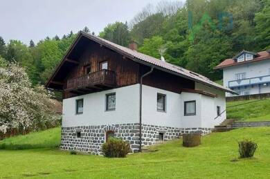 Mehrfamilienhaus zum Kauf 259.000 € 6 Zimmer 159 m² 1.289 m² Grundstück Freyung Freyung 94078
