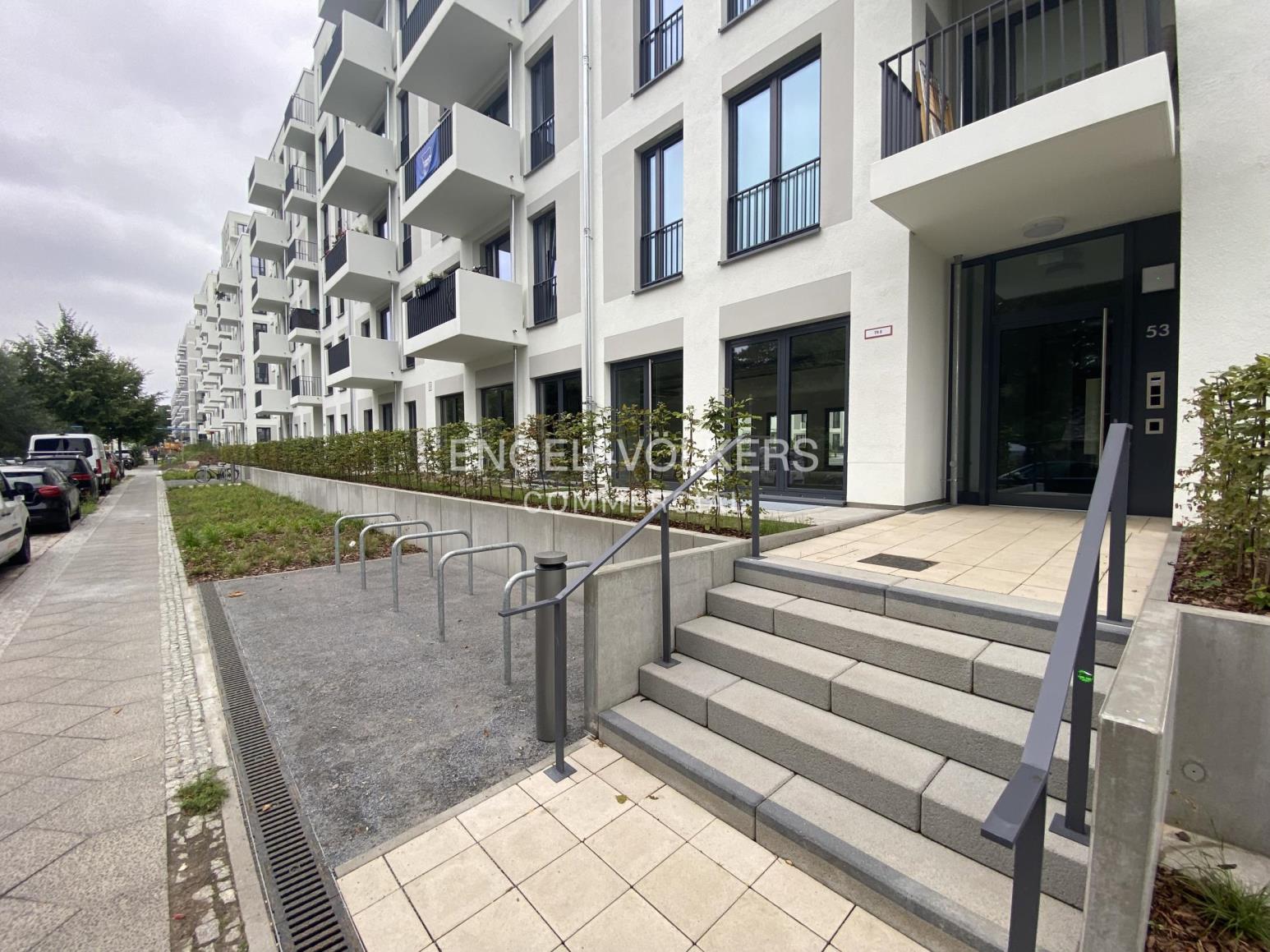 Ladenfläche zur Miete 158 m²<br/>Verkaufsfläche ab 158 m²<br/>Teilbarkeit Hakenfelde Berlin 13587