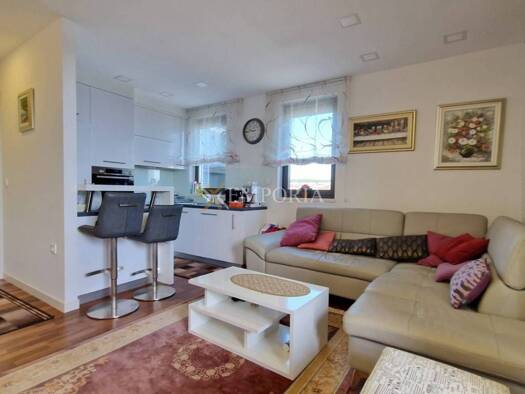 Wohnung zum Kauf 460.000 € 4 Zimmer 86 m² 3. Geschoss Zadar