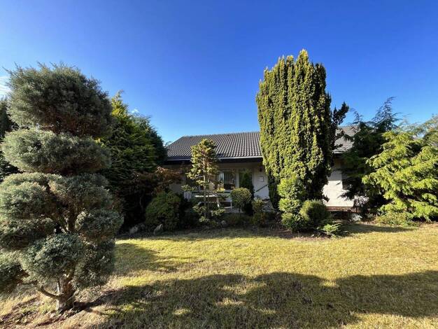 Einfamilienhaus zum Kauf 319.000 € 5,5 Zimmer 174 m² 823 m² Grundstück Dörnberg Habichtswald 34317