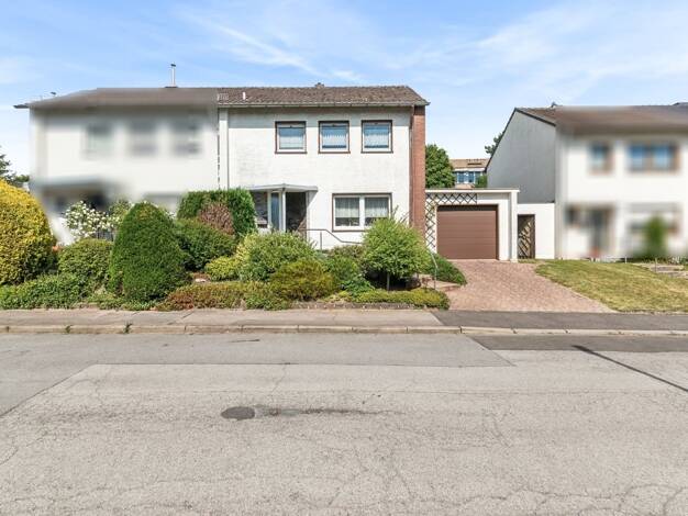 Doppelhaushälfte zum Kauf 345.000 € 4 Zimmer 84 m² 477 m² Grundstück Münsterbusch Stolberg 52223