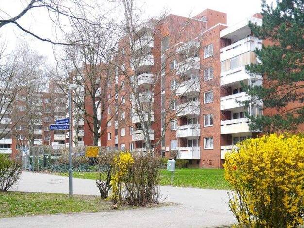 Wohnung zur Miete 473 € 3 Zimmer 55,9 m² 3. Geschoss frei ab 28.02.2026 Alfred-Delp-Straße 1 Kaltenmoor Lüneburg 21337