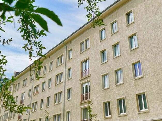 Wohnung zur Miete 474 € 2 Zimmer 53,7 m² 3. Geschoss frei ab 12.08.2026 Mathildenstraße 7 Pirnaische Vorstadt Ortsamtsbereich Altstadt 01069