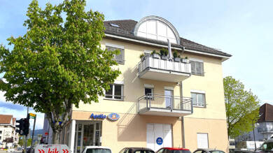 Wohnung zum Kauf 249.000 € 2 Zimmer 63,8 m² 1. Geschoss Müllheim Müllheim 79379